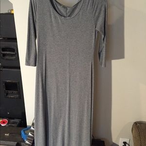 Long sleeve grey maxi dress